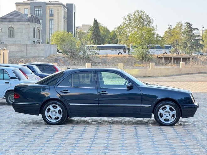 Mercedes E 220 1999, 278,500 km - 2.2 l - Gəncə