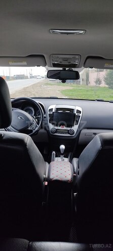 Kia  2008, 384,000 km - 1.6 l - Bakı