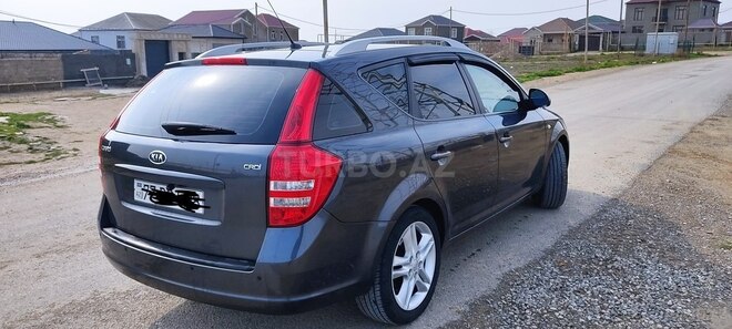 Kia  2008, 384,000 km - 1.6 l - Bakı