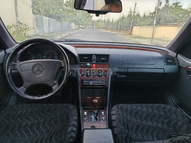 Mercedes C 180 1995, 294,000 km - 1.8 л - Ağstafa