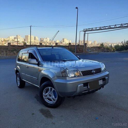Nissan X-Trail 2001, 284,000 km - 2.0 l - Bakı