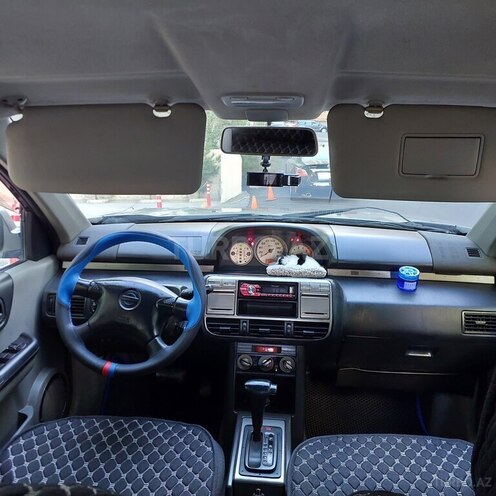 Nissan X-Trail 2001, 284,000 km - 2.0 l - Bakı