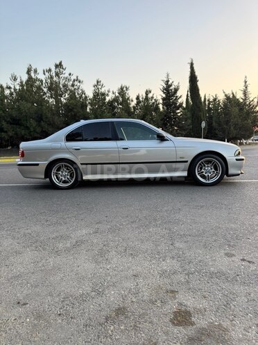 BMW 525 2002, 275,000 km - 2.5 l - Bakı