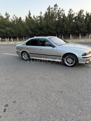 BMW 525 2002, 275,000 km - 2.5 l - Bakı