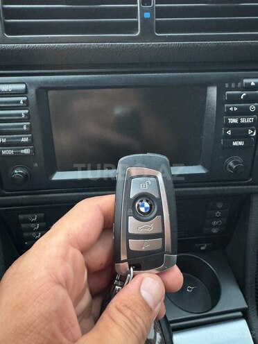 BMW 525 2002, 275,000 km - 2.5 l - Bakı