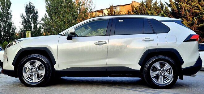 Toyota RAV4 2022, 49,800 km - 2.5 l - Bakı