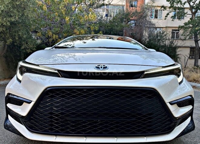 Toyota  2023, 23,000 km - 1.8 л - Bakı