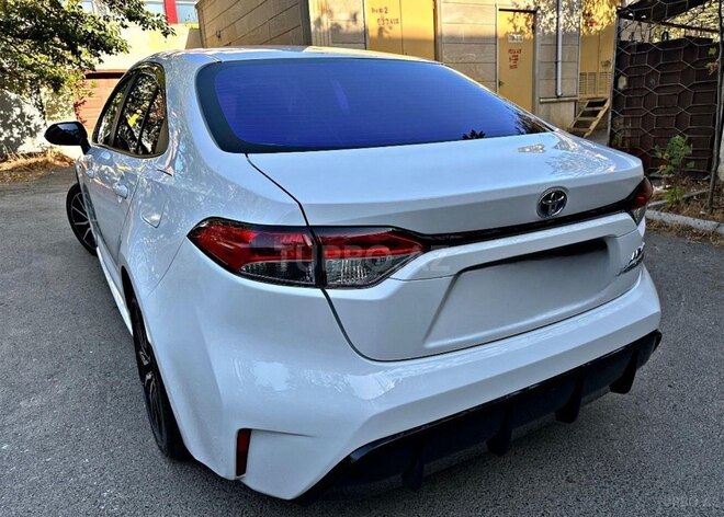 Toyota  2023, 23,000 km - 1.8 л - Bakı