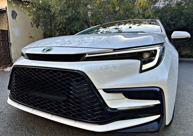 Toyota  2023, 23,000 km - 1.8 л - Bakı
