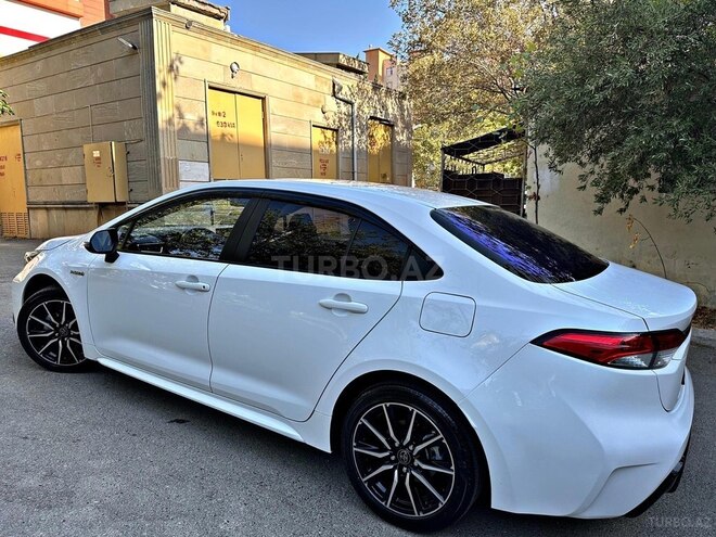 Toyota  2023, 23,000 km - 1.8 л - Bakı