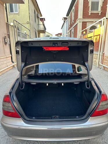Mercedes E 220 2006, 320,000 km - 2.2 l - Bakı