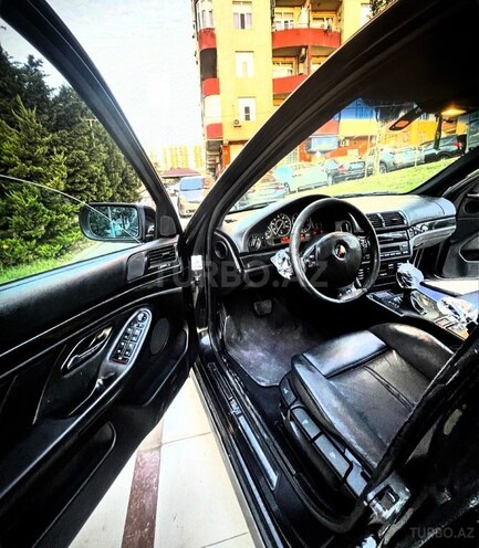 BMW 525 2001, 132,500 km - 2.5 l - Bakı