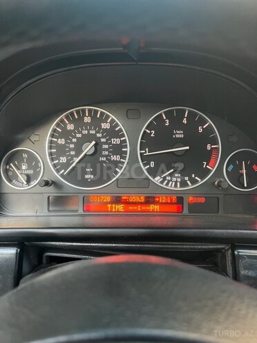 BMW 525 2001, 132,500 km - 2.5 l - Bakı
