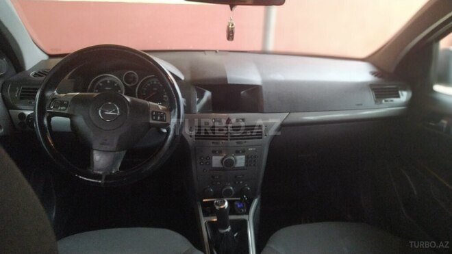Opel Astra 2007, 324,000 km - 1.3 л - Füzuli