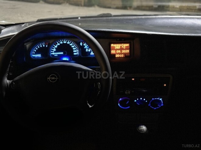 Opel Vectra 1998, 128,000 km - 2.0 l - Bakı