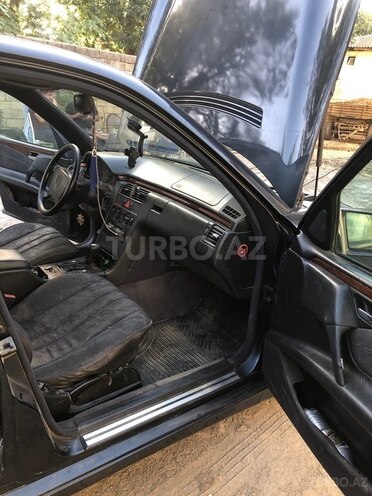 Mercedes E 200 1997, 417,333 km - 2.0 l - Lənkəran