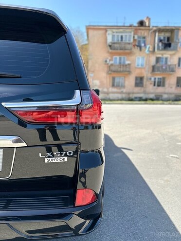 Lexus LX 570-6