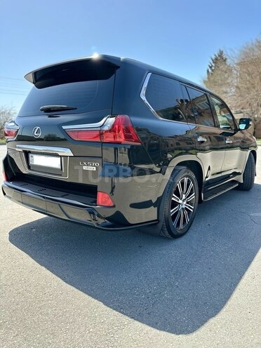 Lexus LX 570-4