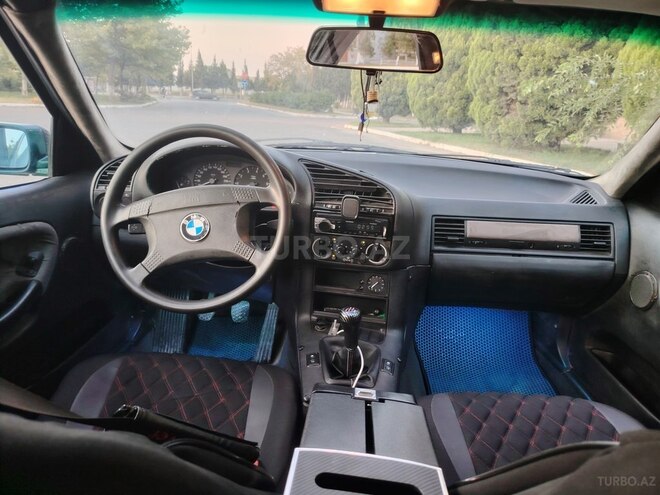 BMW 318 1993, 315,000 km - 1.8 l - Sumqayıt