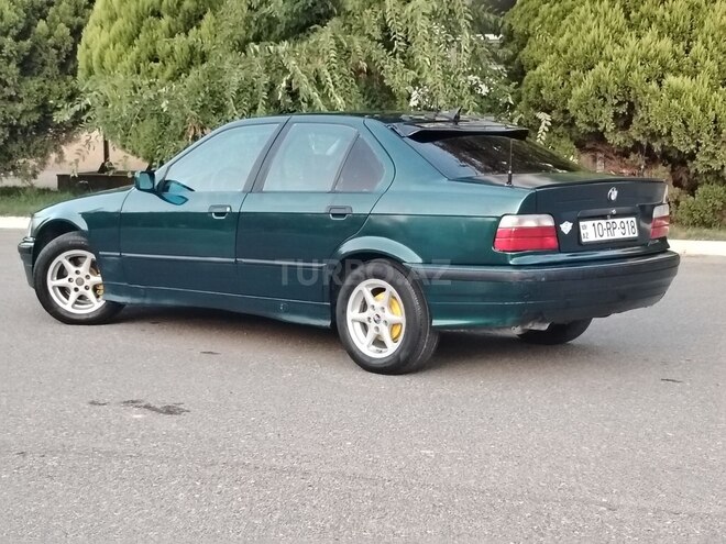 BMW 318 1993, 315,000 km - 1.8 l - Sumqayıt