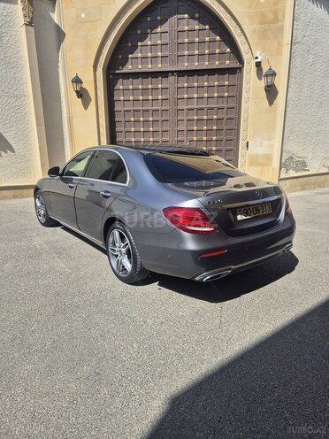 Mercedes E 220 d 2017, 150,000 km - 2.0 l - Bakı