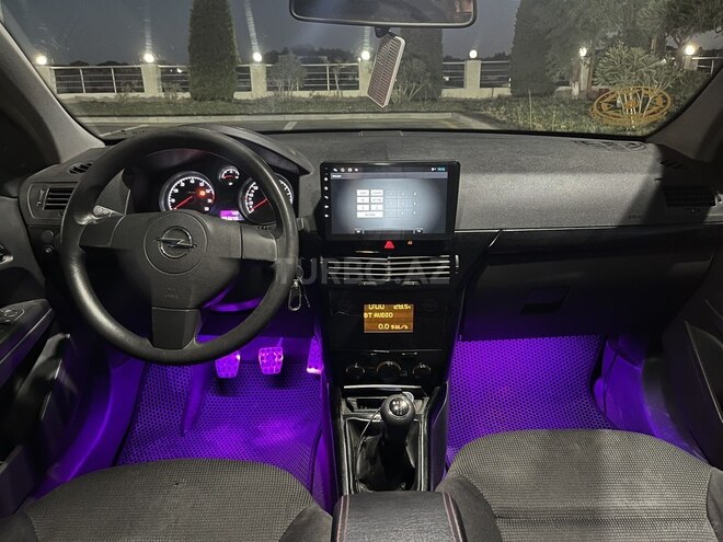 Opel Astra 2004, 294,000 km - 1.4 л - Bakı