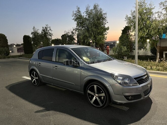 Opel Astra 2004, 294,000 km - 1.4 л - Bakı