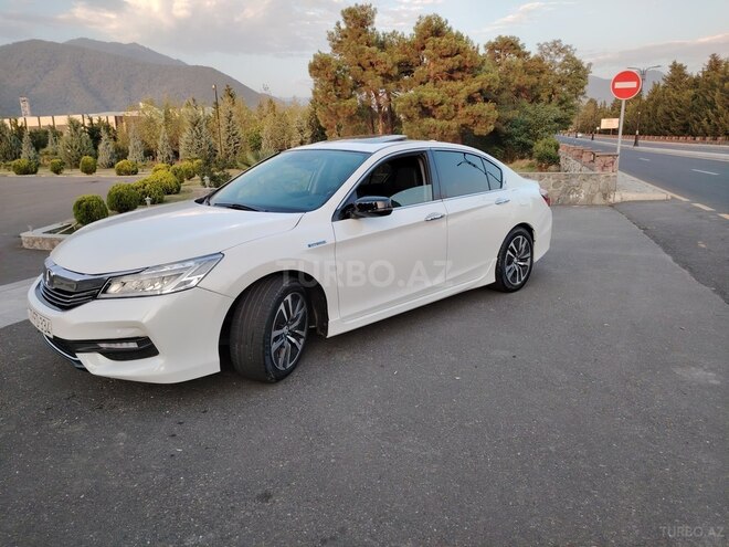 Honda Accord 2017, 315,000 km - 2.0 l - Qax