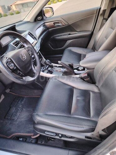 Honda Accord 2017, 315,000 km - 2.0 l - Qax