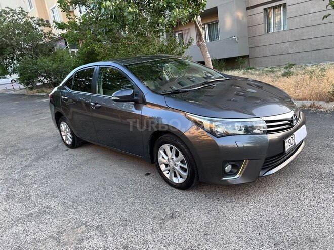 Toyota Corolla 2013, 197,000 km - 1.6 l - Bakı