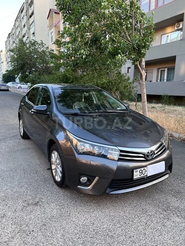 Toyota Corolla 2013, 197,000 km - 1.6 l - Bakı