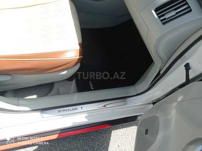 Toyota Prius 2011, 220,000 km - 1.8 l - Bakı