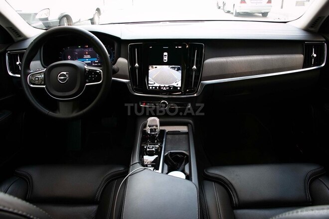 Volvo S90-6