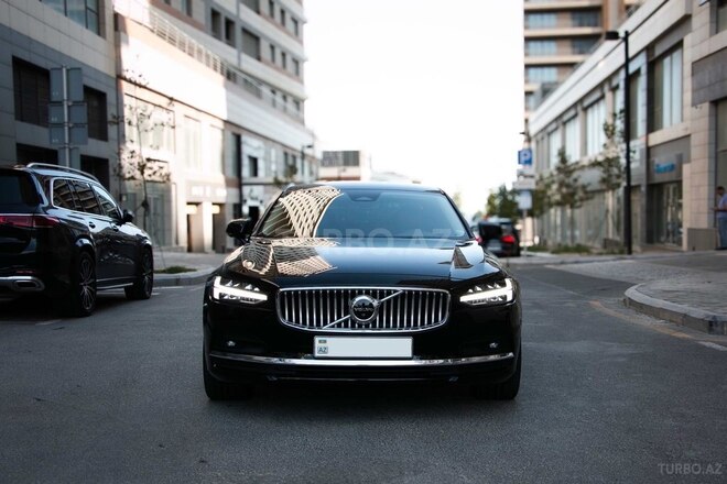 Volvo S90-11