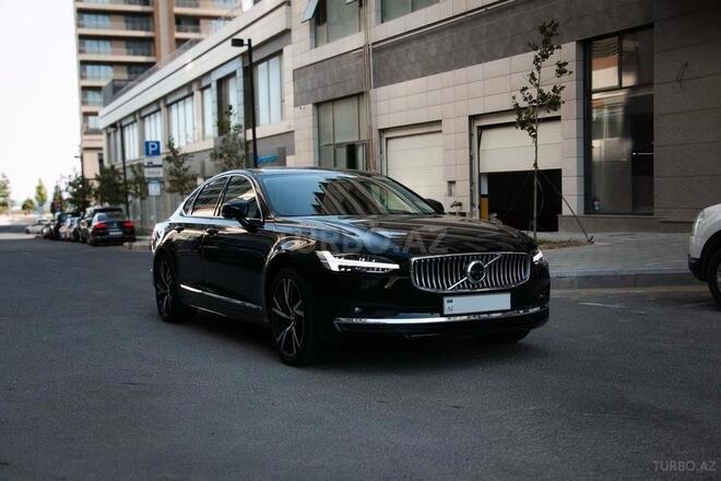 Volvo S90-1