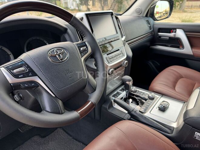 Toyota Land Cruiser 2018, 189,674 km - 4.5 l - Bakı