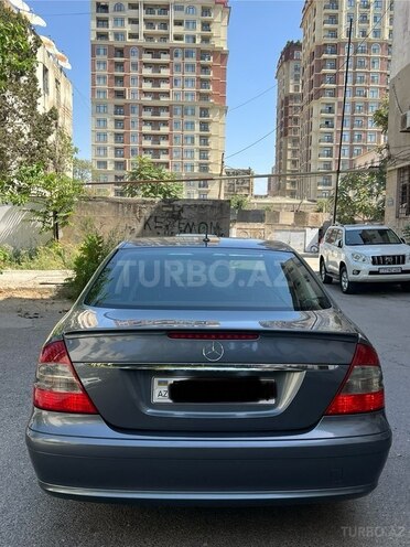 Mercedes E 220 2006, 235,600 km - 2.2 l - Bakı