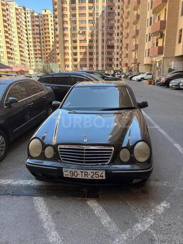 Mercedes E 320 2000, 420,000 km - 3.2 l - Bakı