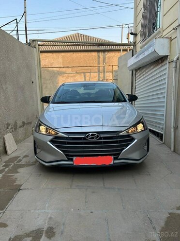 Hyundai Elantra 2018, 137,317 km - 2.0 л - Bakı