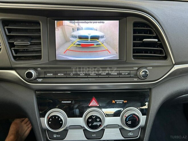 Hyundai Elantra 2018, 137,317 km - 2.0 л - Bakı
