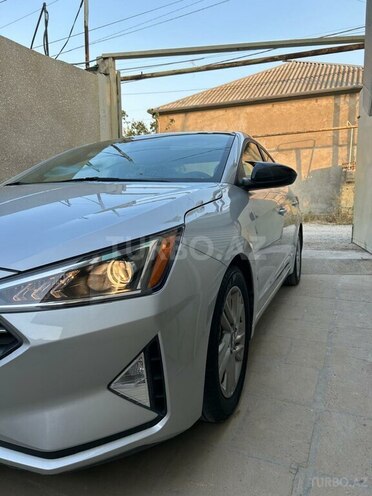 Hyundai Elantra 2018, 137,317 km - 2.0 л - Bakı