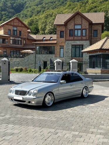 Mercedes E 320 2000, 258,000 km - 3.2 l - Bakı