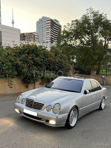 Mercedes E 320 2000, 258,000 km - 3.2 l - Bakı