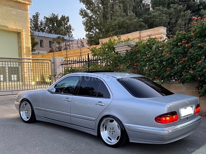 Mercedes E 320 2000, 258,000 km - 3.2 l - Bakı