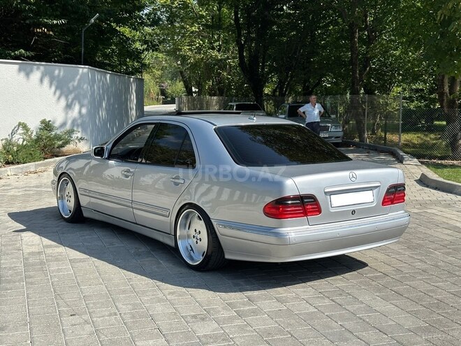 Mercedes E 320 2000, 258,000 km - 3.2 l - Bakı