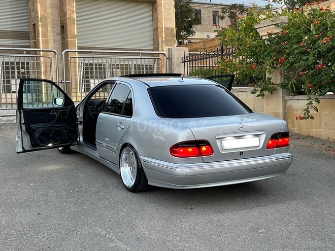 Mercedes E 320 2000, 258,000 km - 3.2 l - Bakı