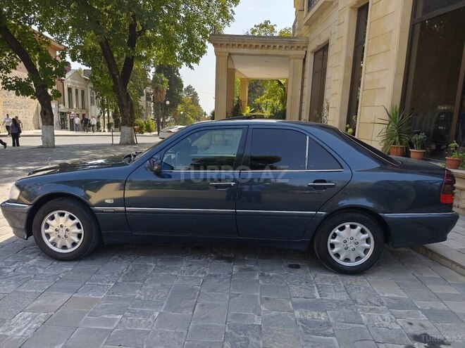Mercedes C 200 1997, 240,000 km - 2.0 л - Şəki