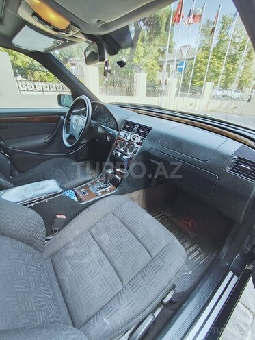 Mercedes C 200 1997, 240,000 km - 2.0 л - Şəki