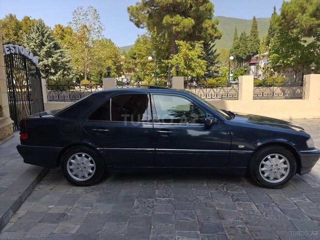 Mercedes C 200 1997, 240,000 km - 2.0 л - Şəki