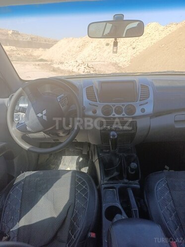 Mitsubishi L200 2014, 480,853 km - 2.5 l - Bakı